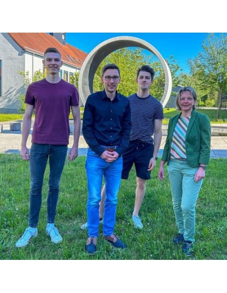 EvaMAKS: Evaluation der MAKS®-Therapieschulung. Eine querschnittliche Betrachtung zertifizierter MAKS®-Therapeut/innen hins...